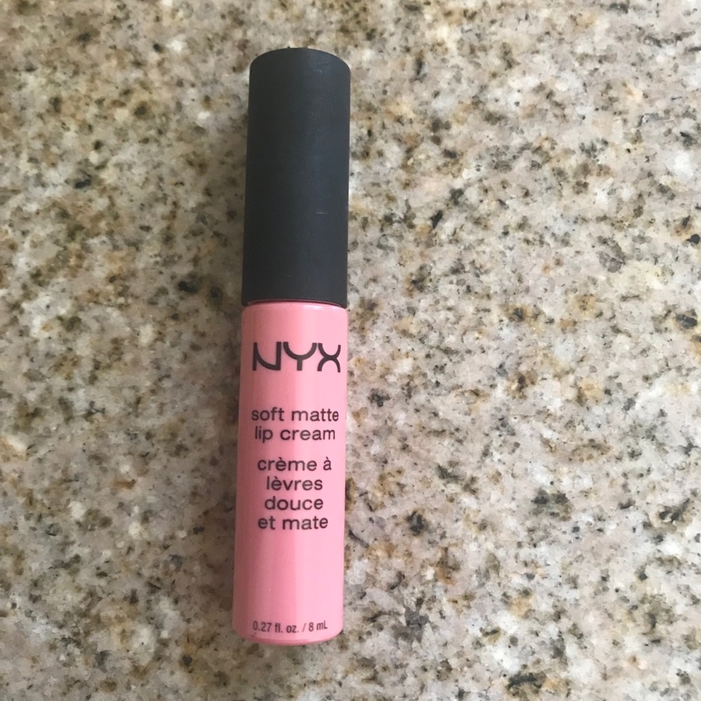 NYX Soft Matte Lip Cream